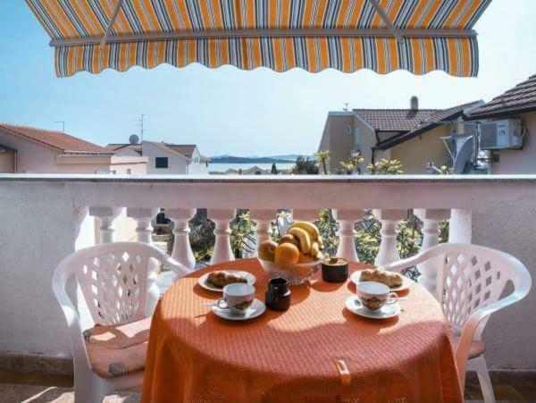 Apartmani Lovrinovic Vodice Exterior photo
